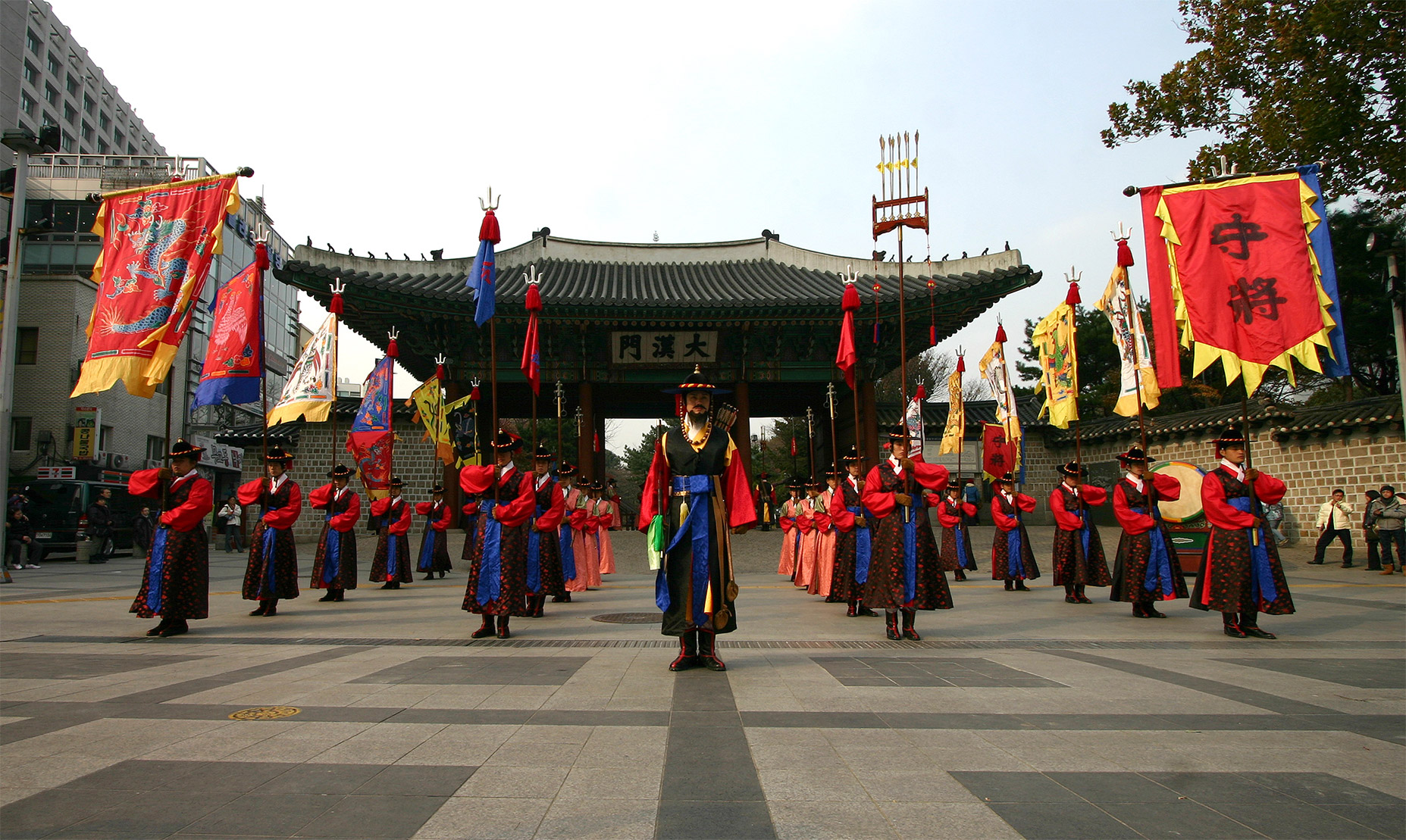 수문장 교대식 장면 수문장 교대식 장면